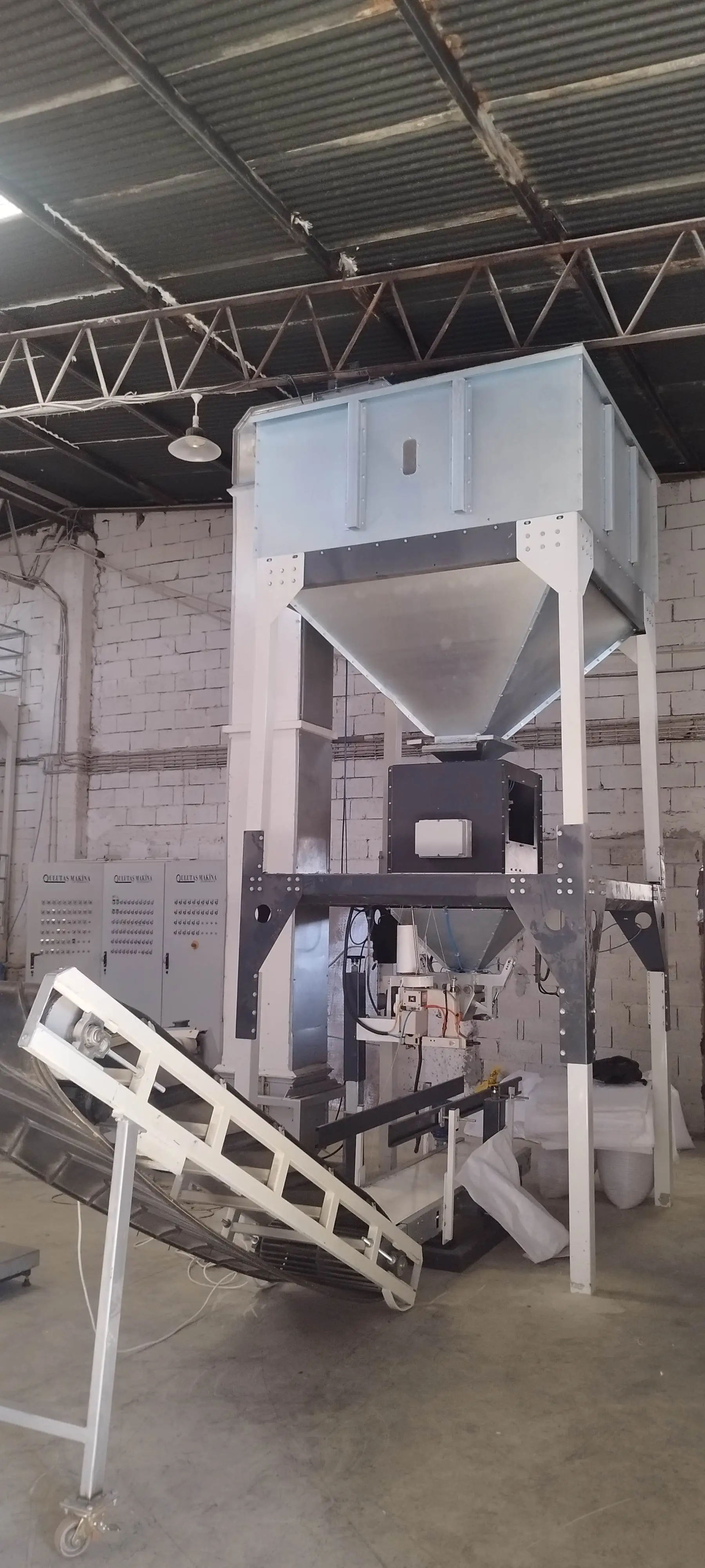 Bagging Weighing Filling Machine