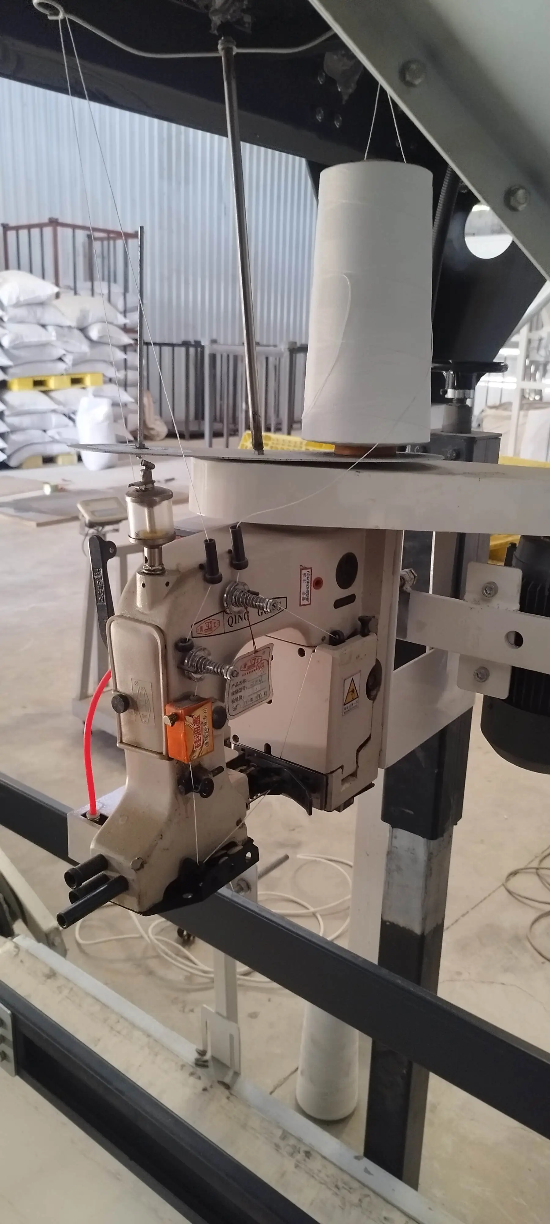 sack_sewing_machine