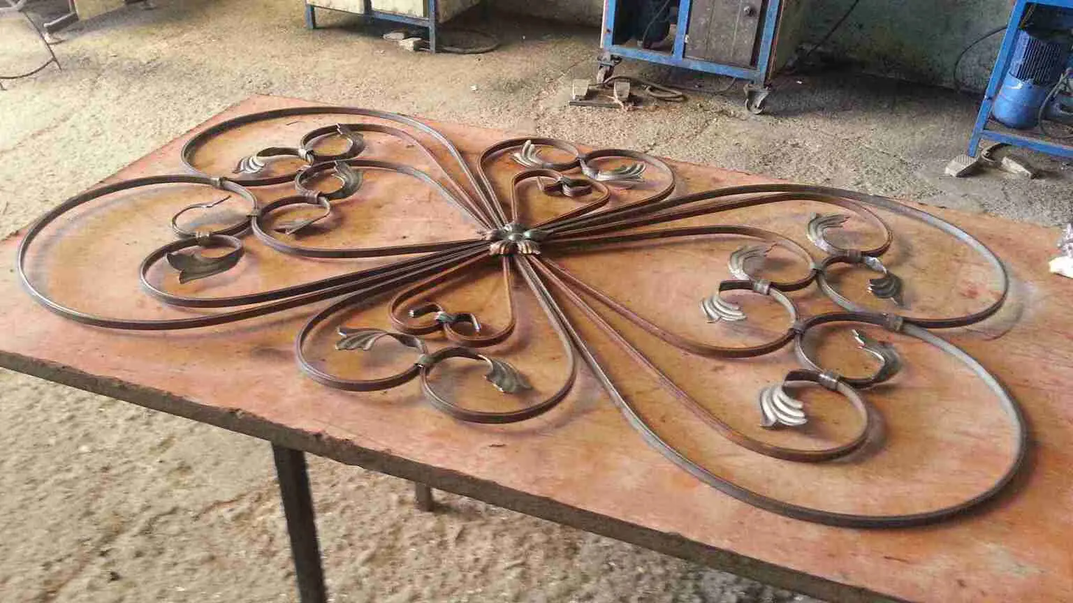Wrought_Iron_Sculpted_Scrolls